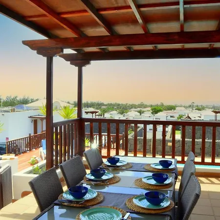 Vista Lobos With Sea View Villa Playa Blanca